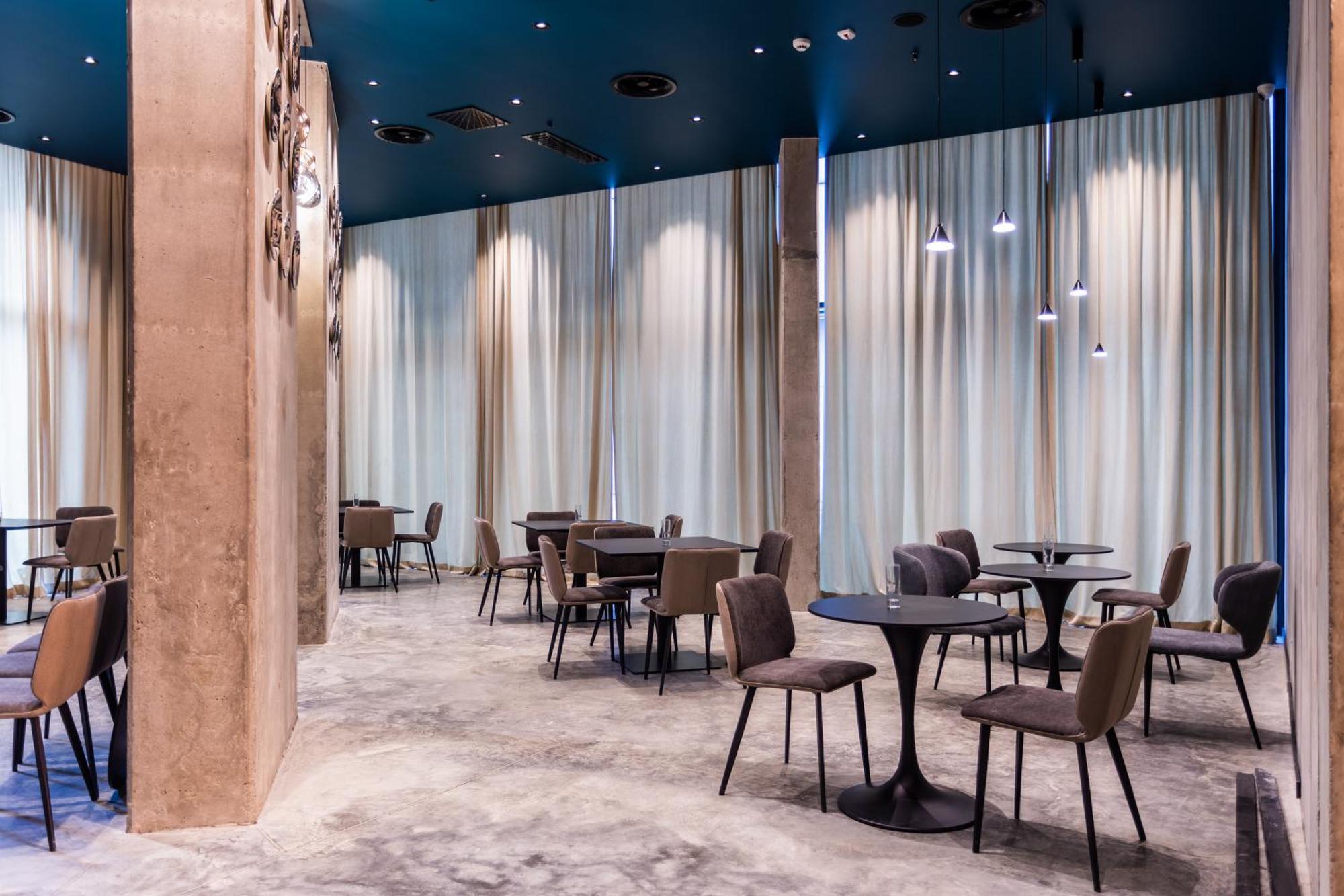 Nova Luxe Hotel & Residences Батуми Экстерьер фото