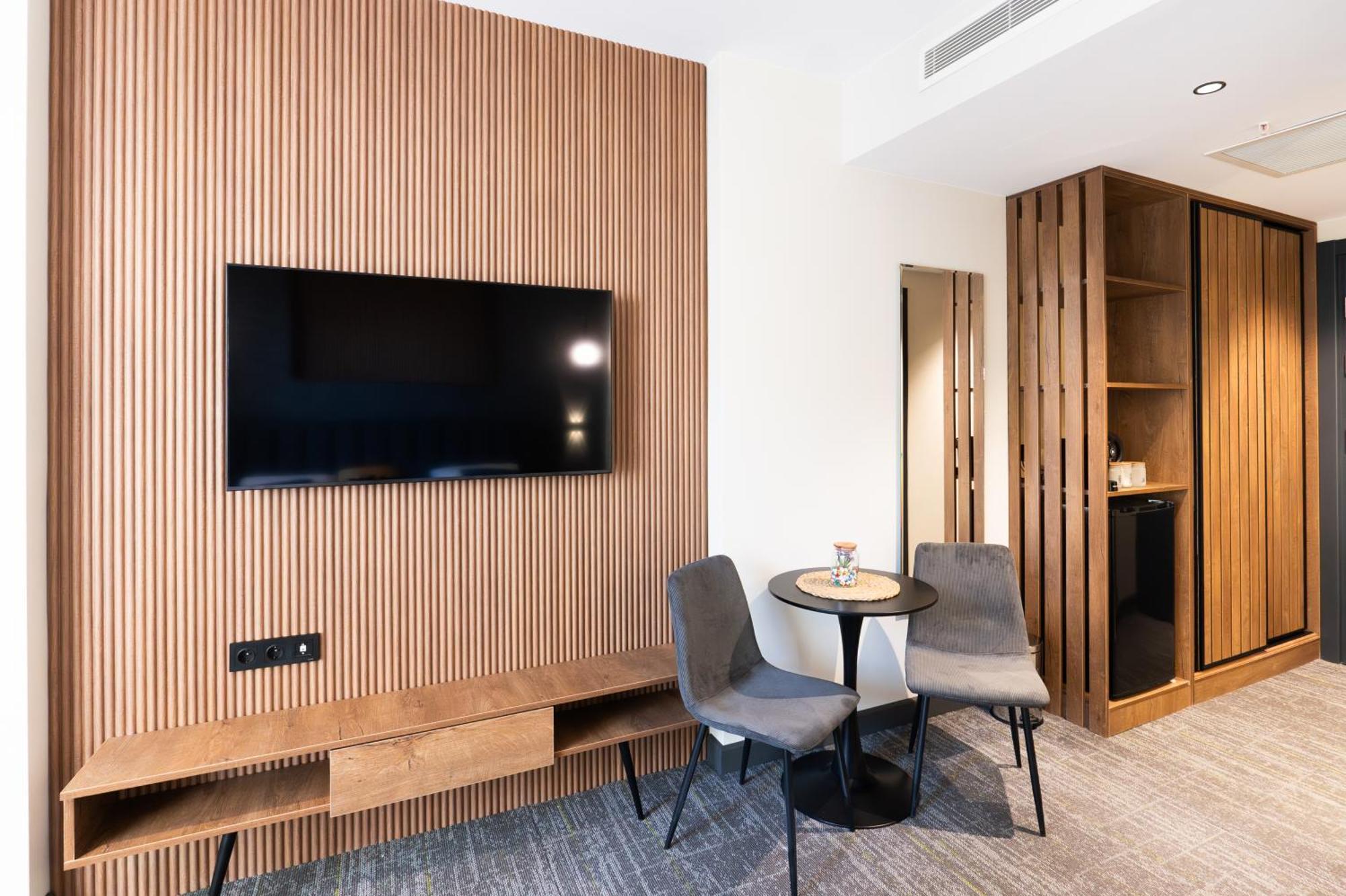 Nova Luxe Hotel & Residences Батуми Экстерьер фото