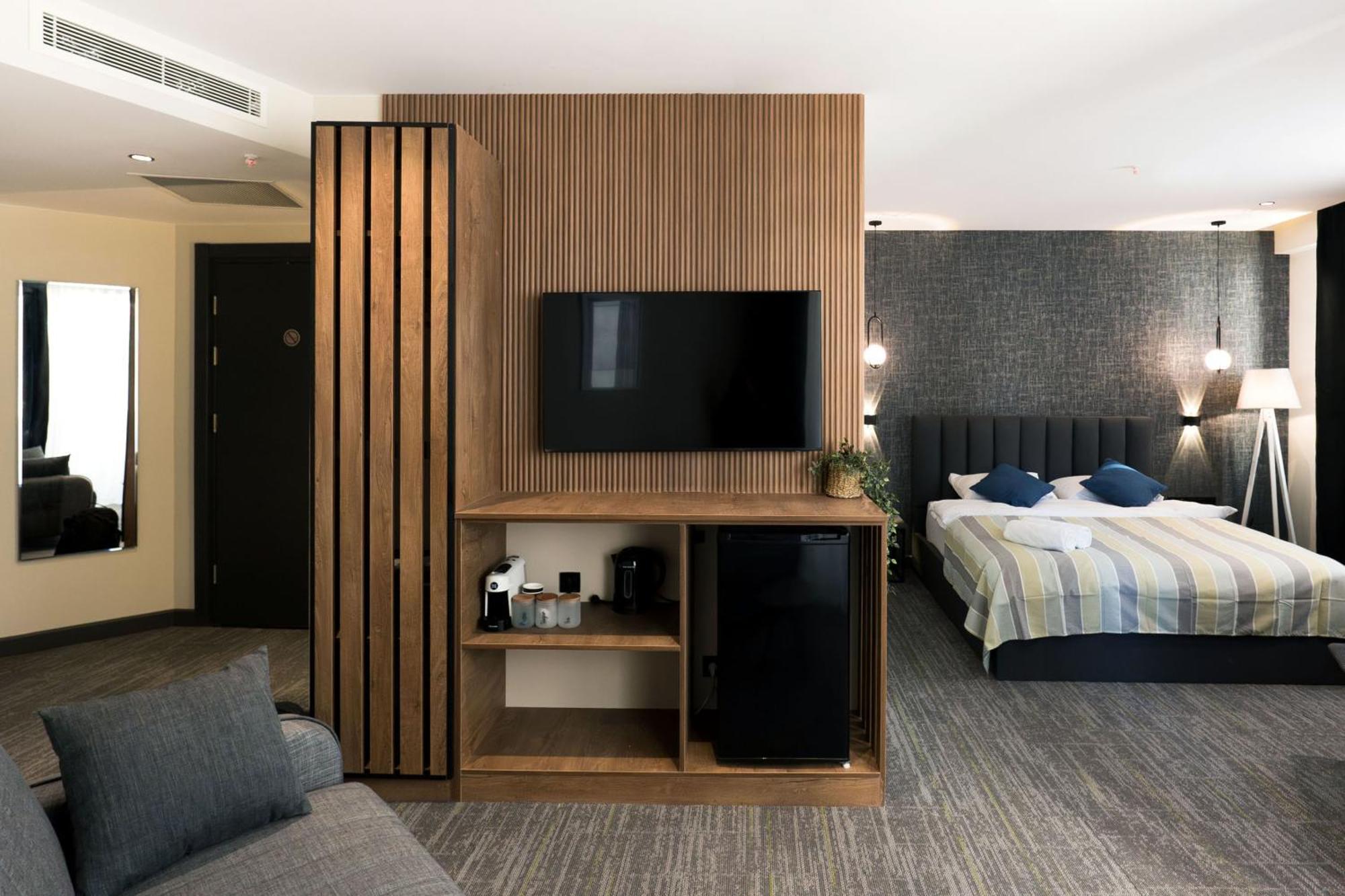 Nova Luxe Hotel & Residences Батуми Экстерьер фото