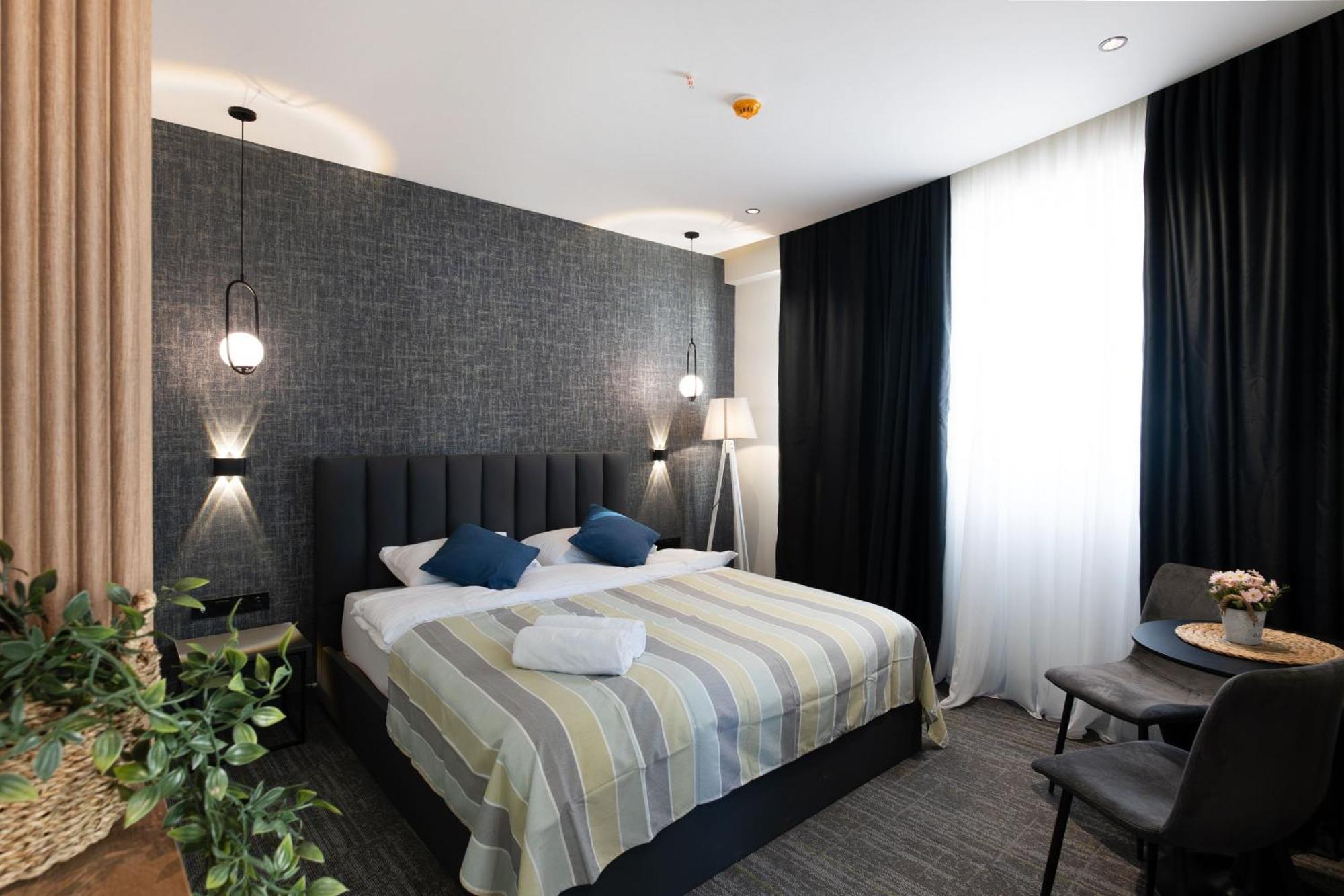 Nova Luxe Hotel & Residences Батуми Экстерьер фото